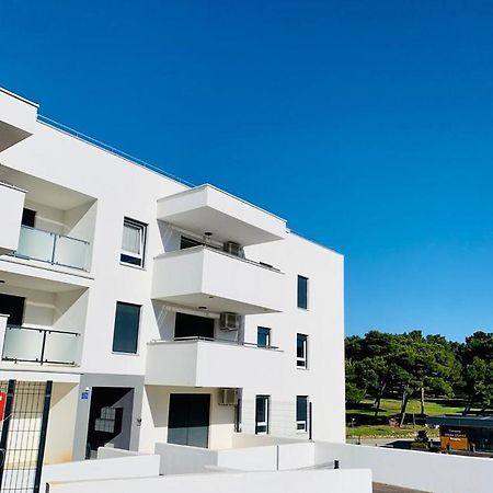 Apartment Alexandra Премантура Екстер'єр фото